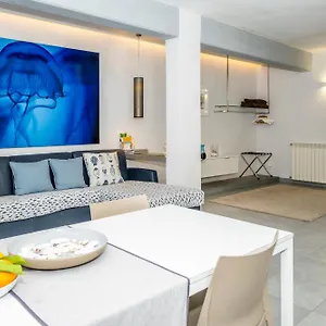 Luxury By Arbaspaa Apartment Manarola